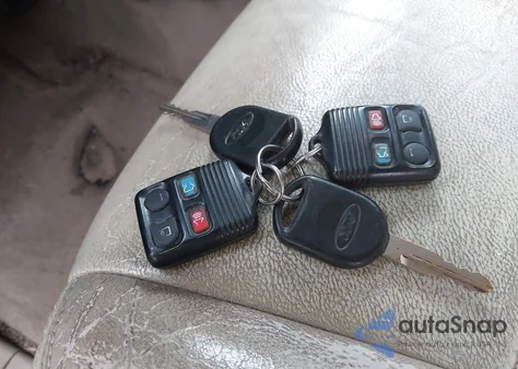 2008 Ford Explorer Eddie Bauer z USA, uszkodzony, nr VIN 1FMEU74E28UA97713